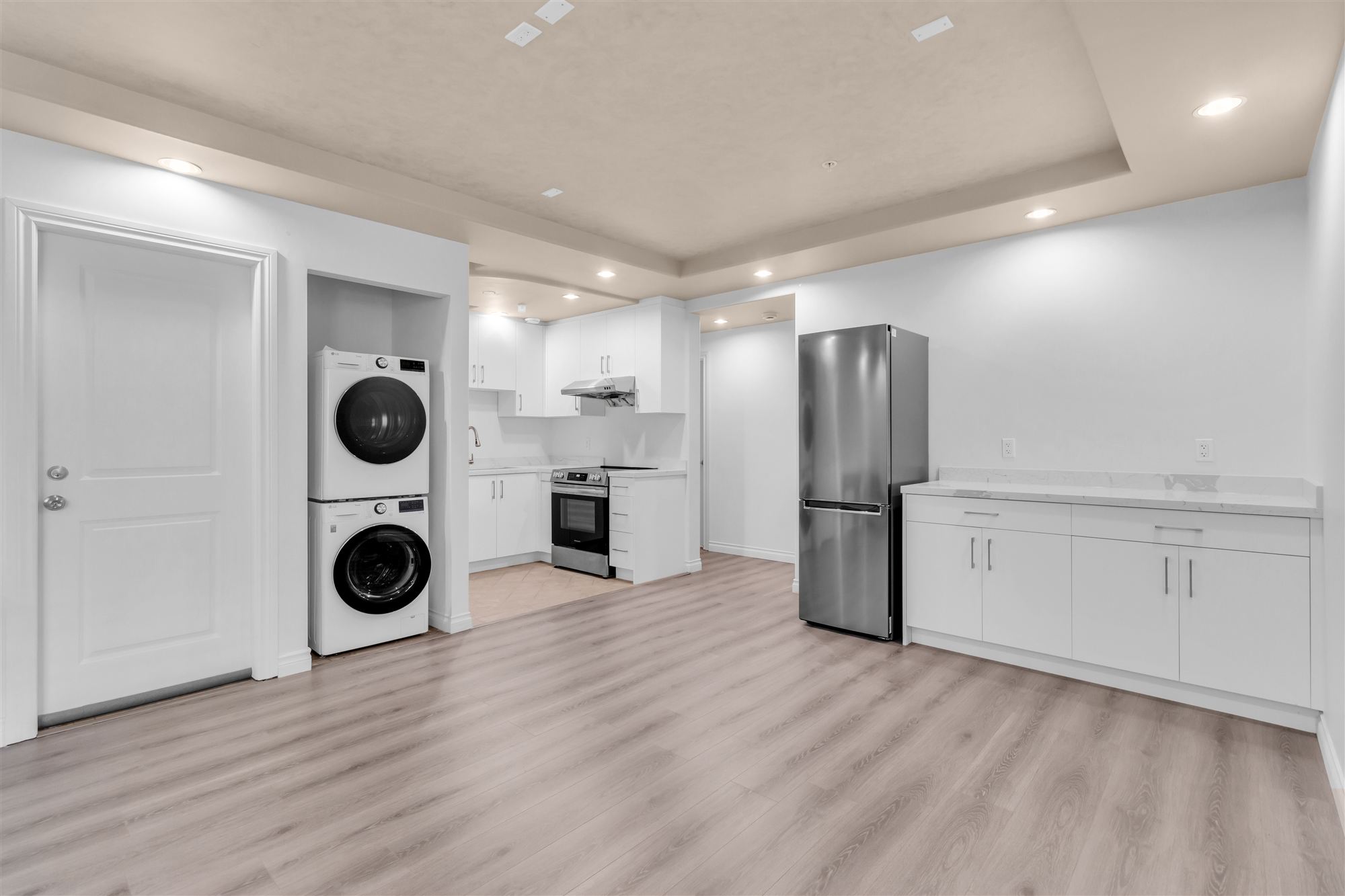 Renovated garden-level suite, South Granville
